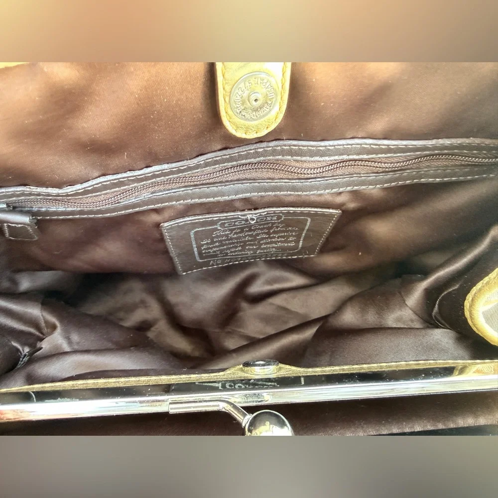 Coach Signature Stripe Kisslock Carryall - Picture 14 of 16